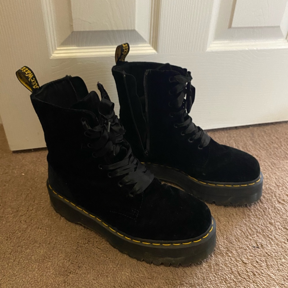 Dr. Marten Velvet Jadon Boots